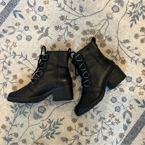 Sorel Black Lace Up Boots